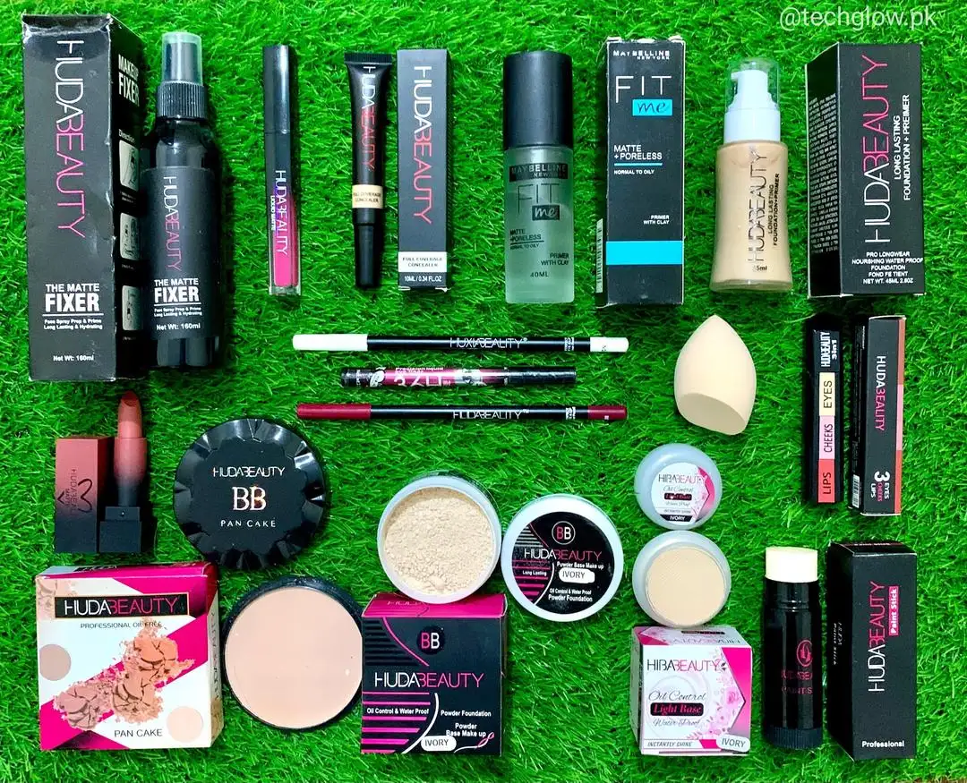 15 in 1 Makeup Deal Bundle