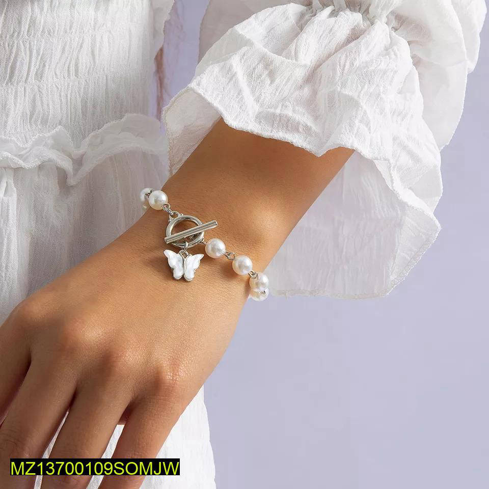 Stylish Butterfly Pearl Bracelet