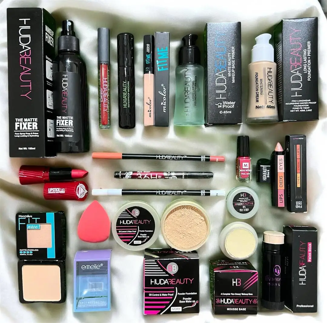 17 in 1 Makeup Deal Bundle - Complete Beauty Kit with 17 Pcs