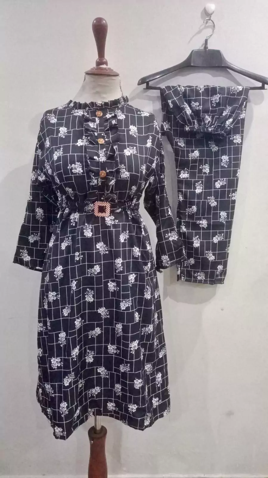 women stitched suits - 2 Pcs Women's Stitched Cotton Printed Frock And Trouser VV313