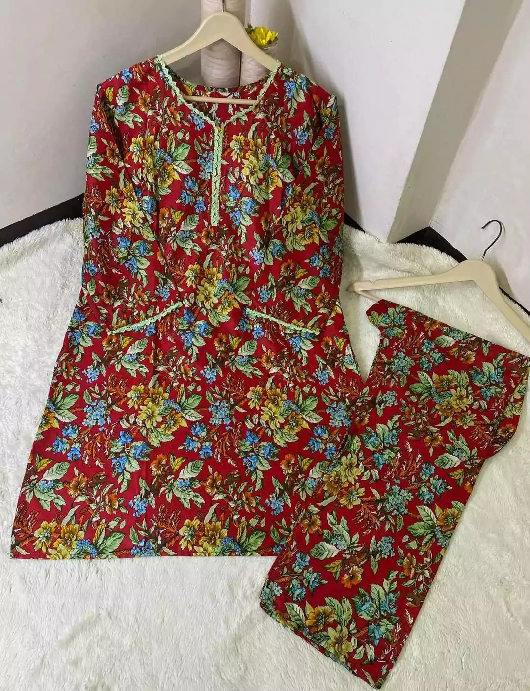 2 Pcs Women