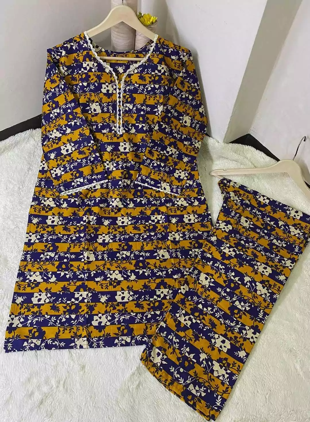 2 Pcs Women