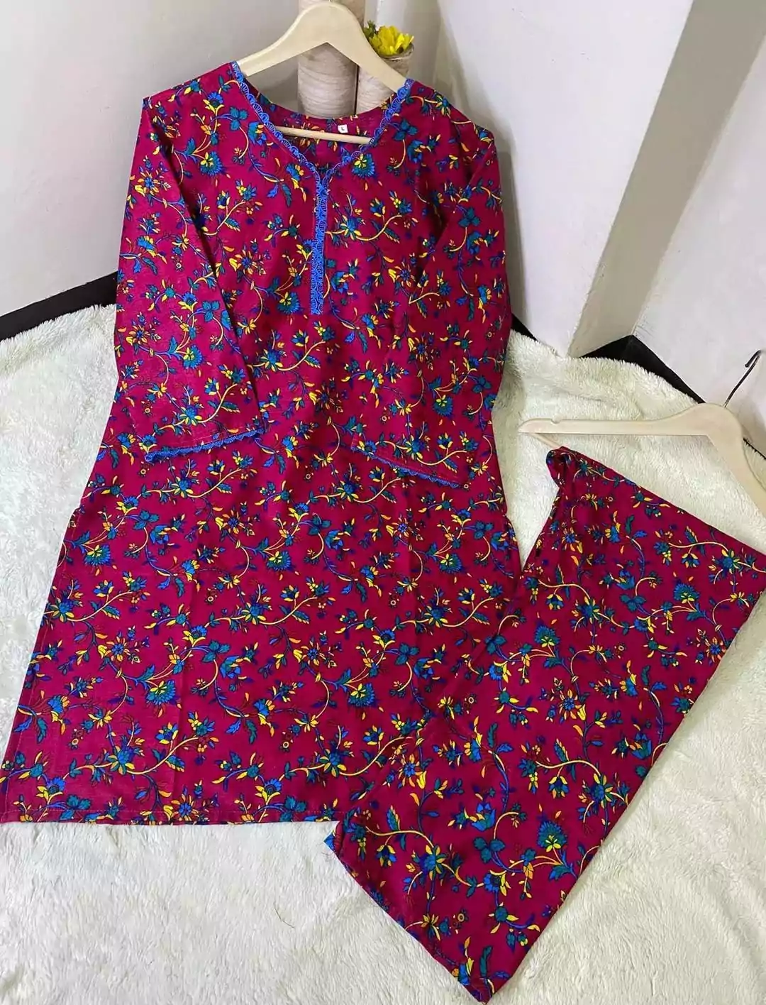 2 Pcs Women