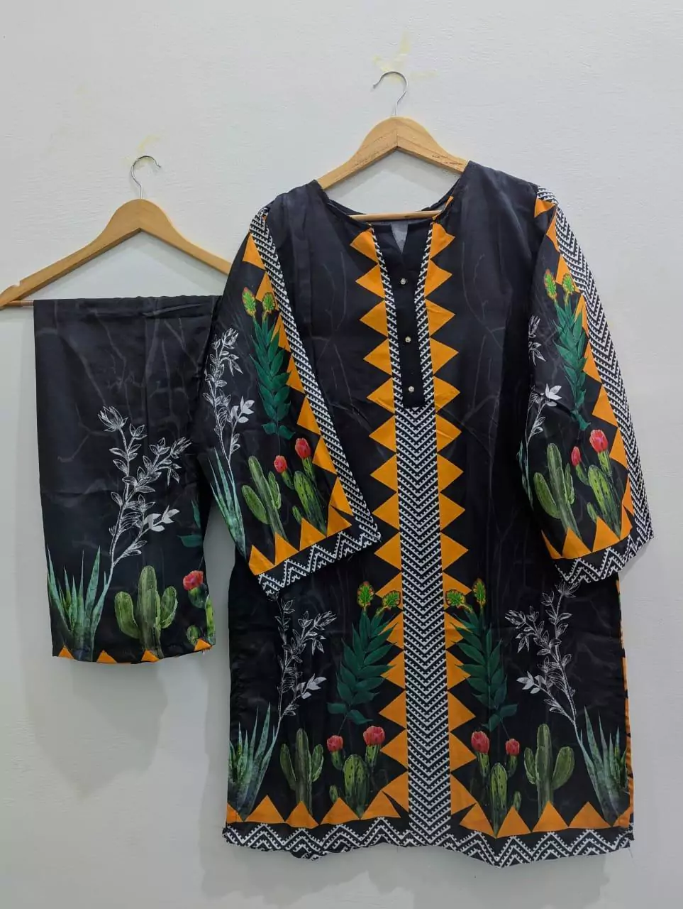 2 Pcs Women