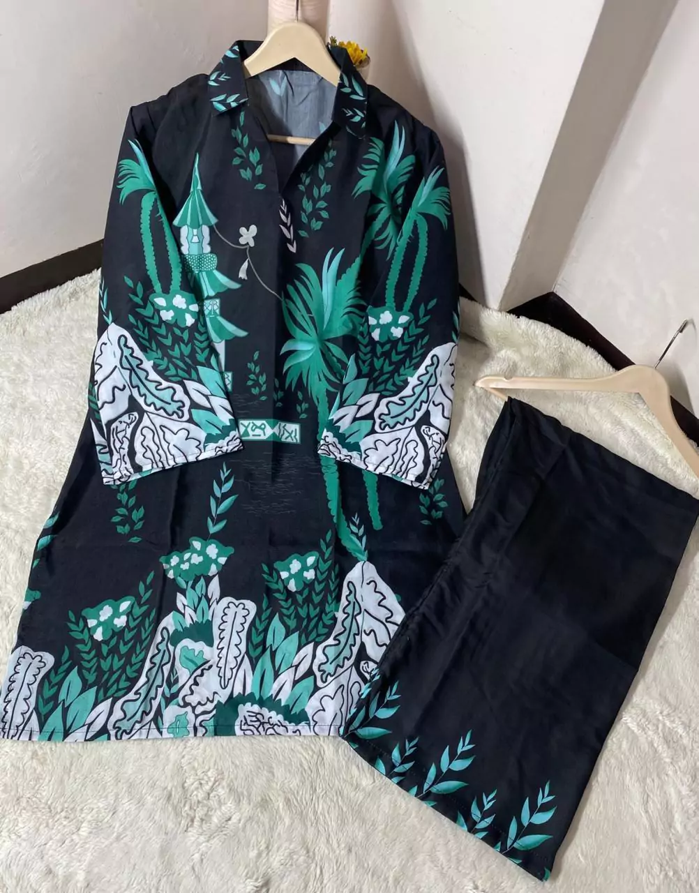 2 Pcs Women