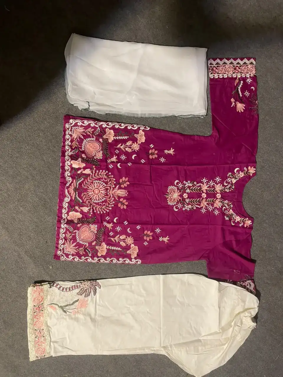 3 Pcs Women's Stitched Cotton Embroidered Suit VX37