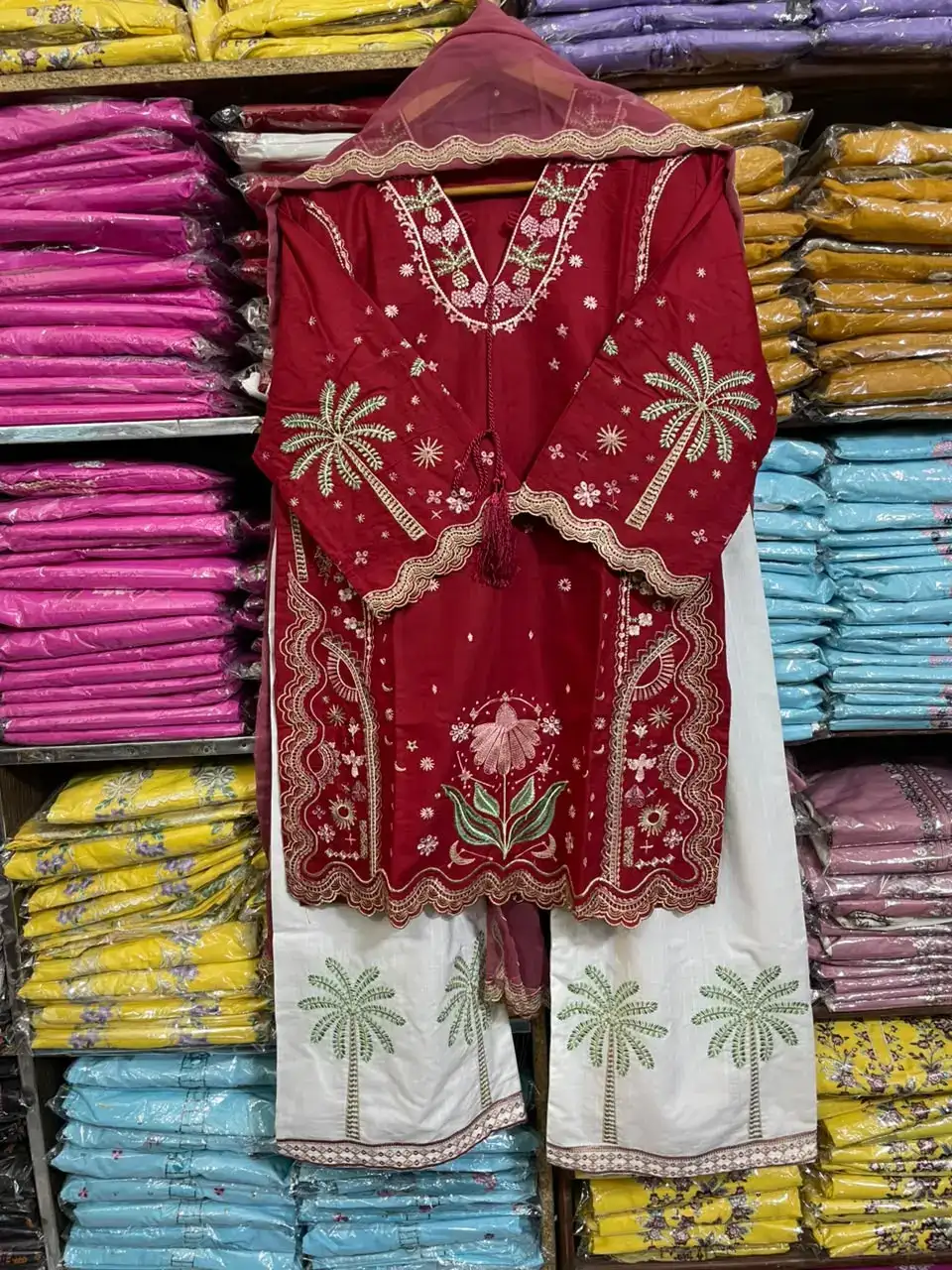 3 Pcs Women's Stitched Cotton Embroidered Suit VX38