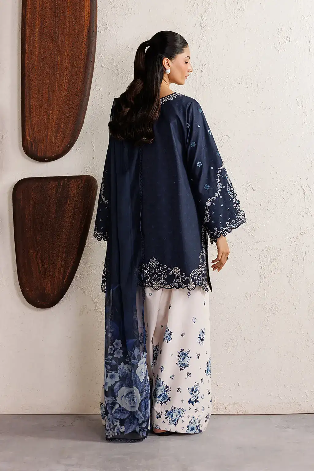 3 Pcs Women's Stitched Cotton Embroidered Suit VX40