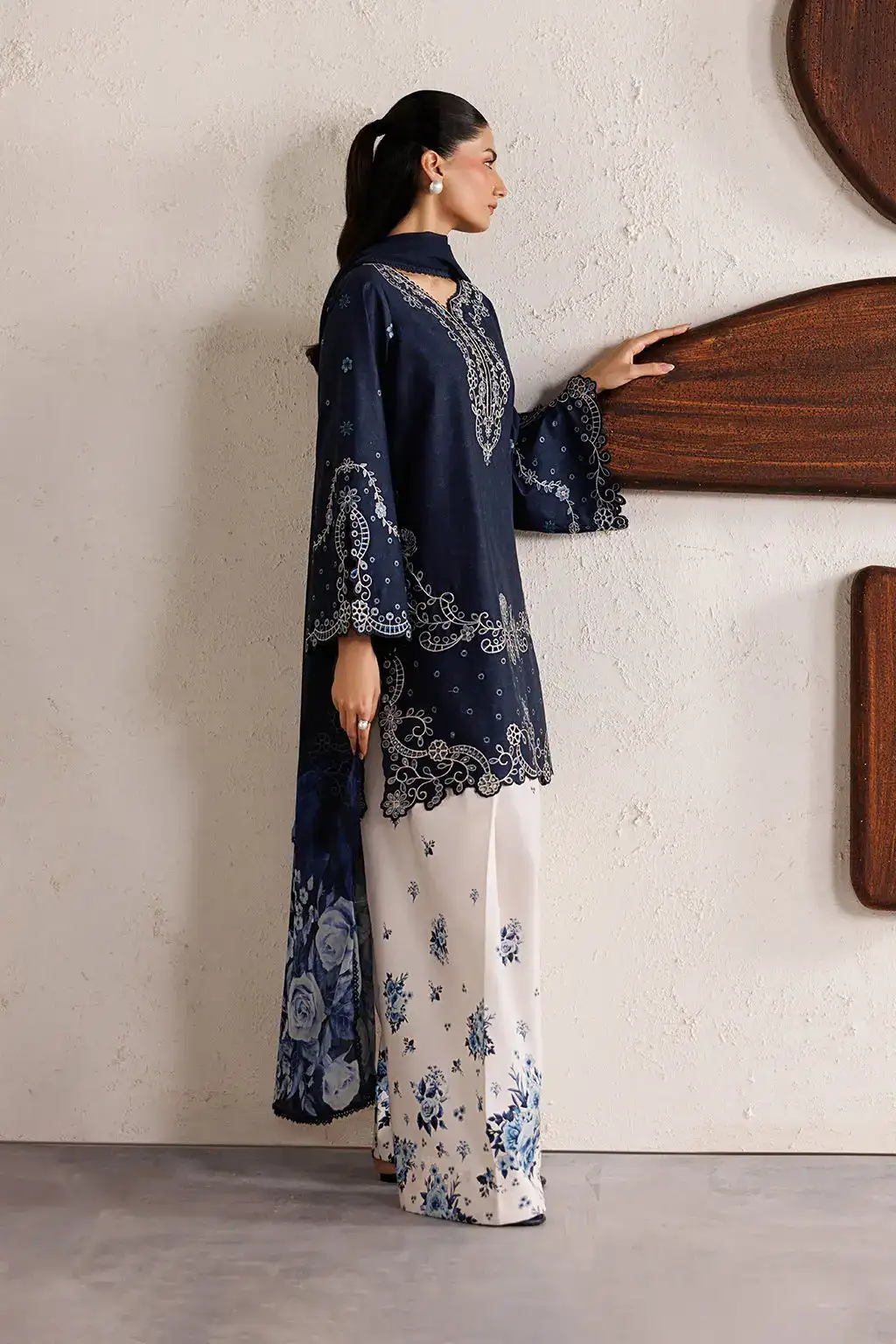 3 Pcs Women's Stitched Cotton Embroidered Suit VX40