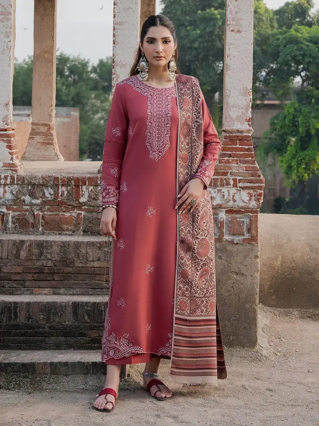 women unstitched suits - 3 Pcs Women's Unstitched Dhanak Chikankari Embroidered Suit VW496