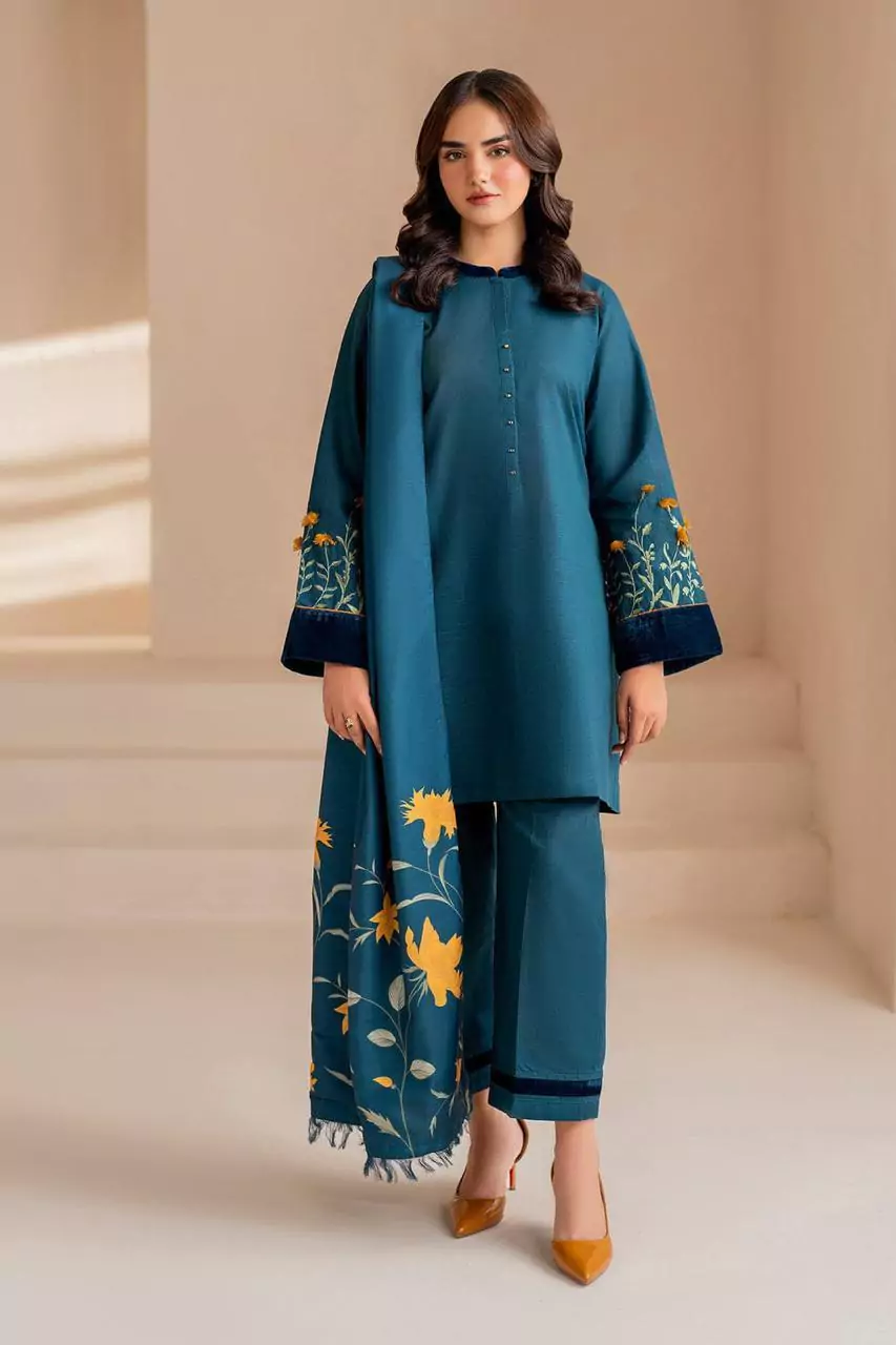  - 3 Pcs Women's Unstitched Dhanak Embroidered Suit UY76