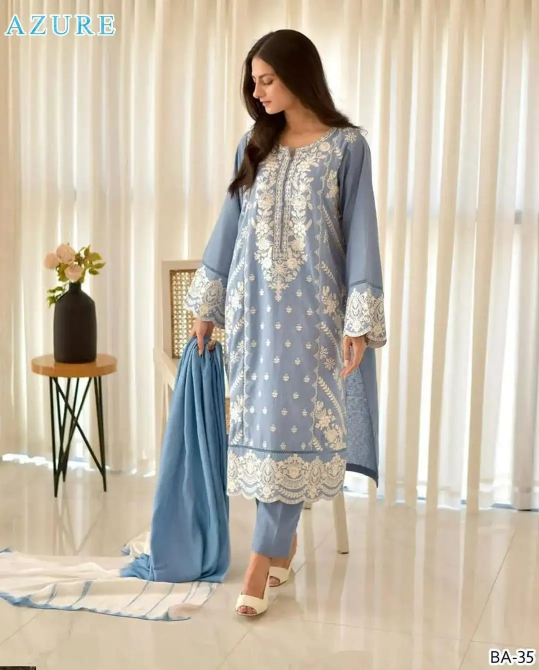 women unstitched suits - 3 Pcs Women's Unstitched Dhanak Embroidered Suit VW283