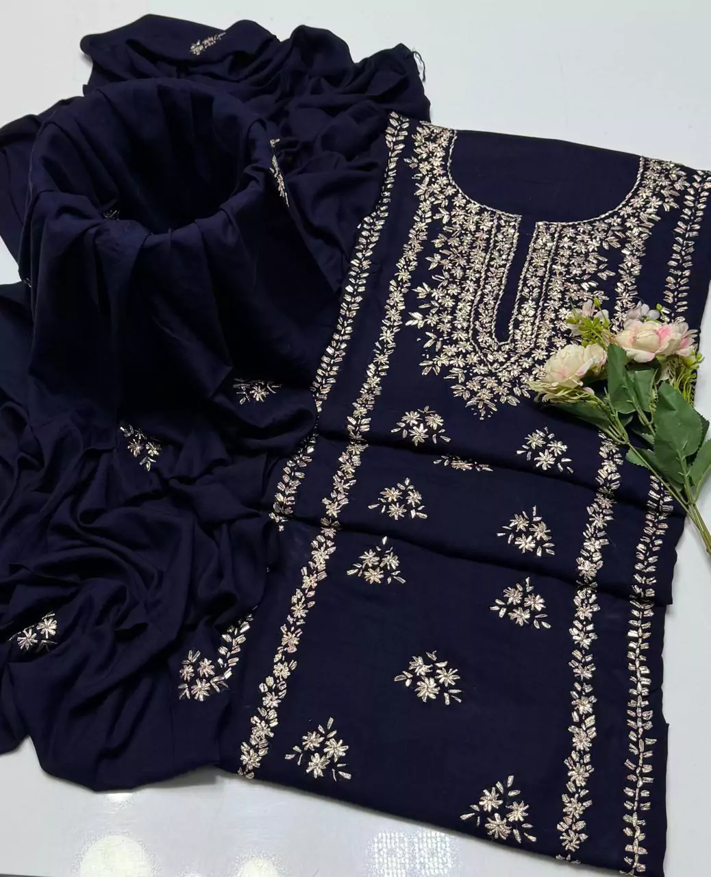 women unstitched suits - 3 Pcs Women's Unstitched Gota Work Linen Suit VV667