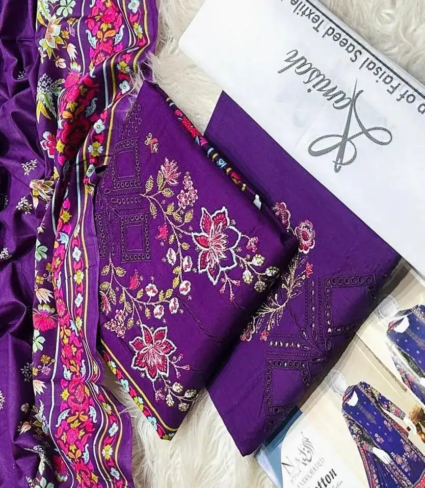 3 Pcs Women's Unstitched Lawn Embroidered Suit VW706