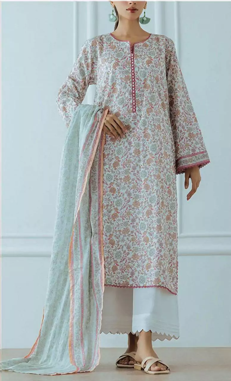 women unstitched suits - 3 Pcs Women's Unstitched Lawn Printed Suit VV370