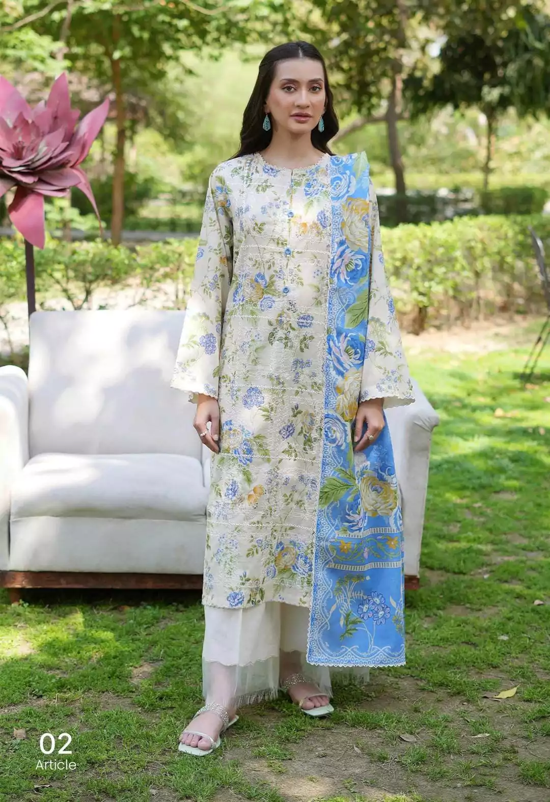 women unstitched suits - 3 Pcs Women's Unstitched Printed lawn Suit VV530