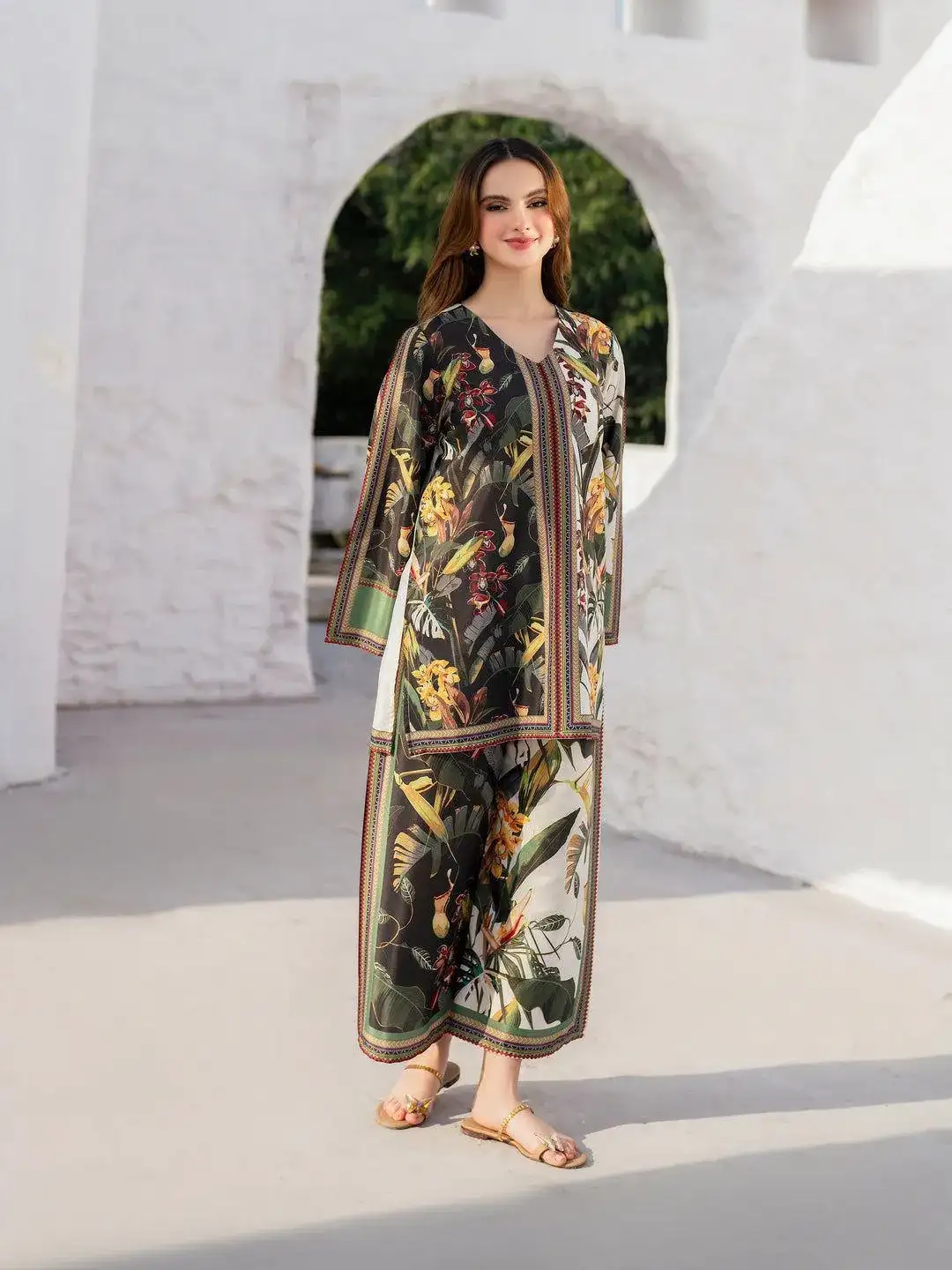 3 Pcs Women's Unstitched Printed Lawn Suit VW593