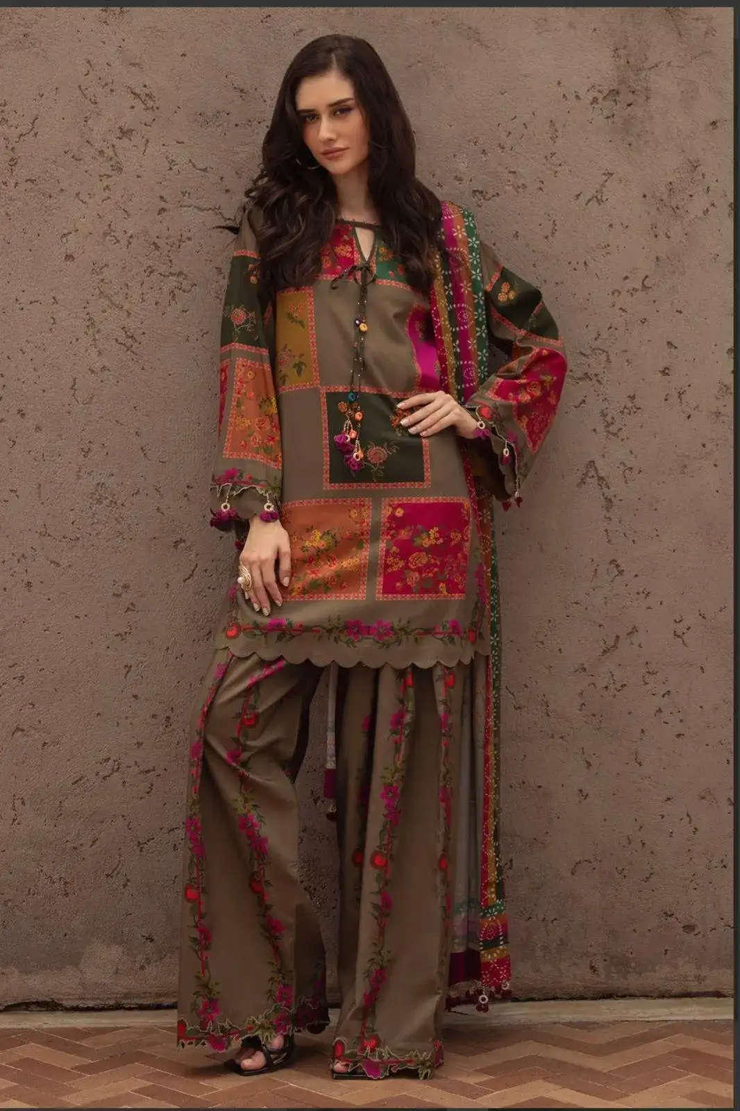3 Pcs Women's Unstitched Silk Printed Suit VW727