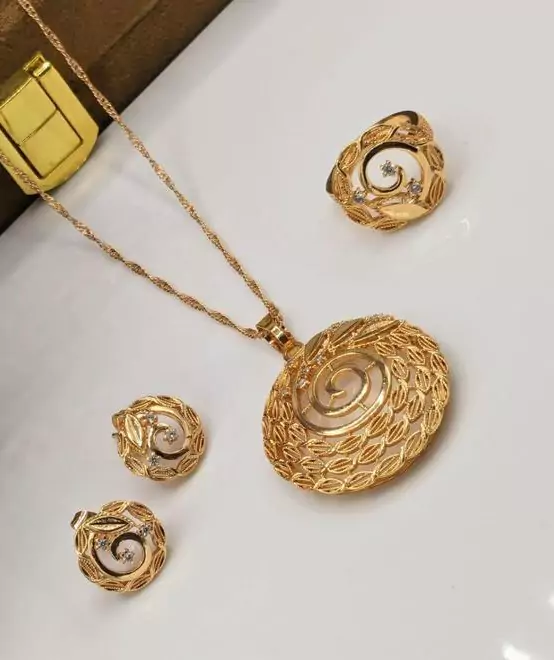 jewellery - 4 Pcs Pendant Necklace Set For Women