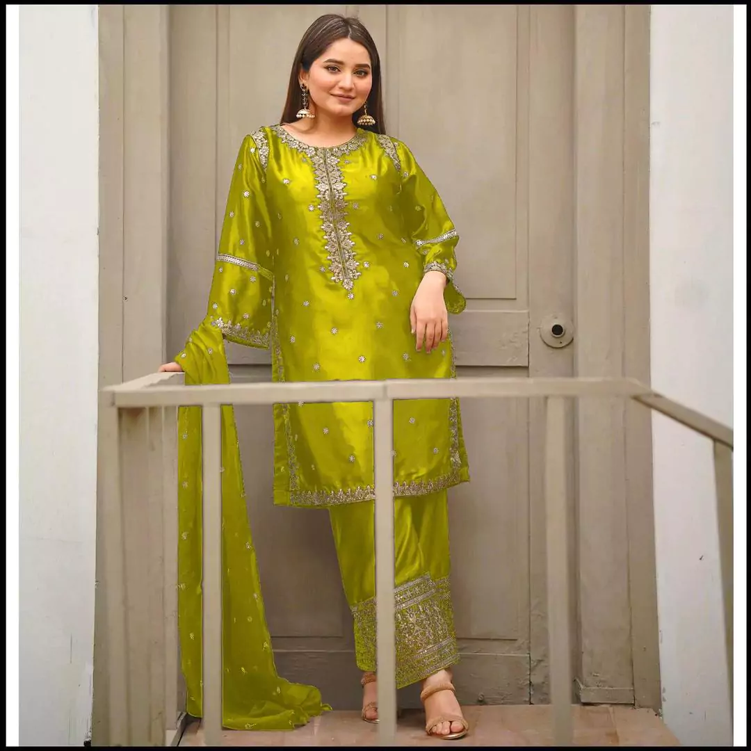  - Embroidered Shamose Silk Shirt And Trouser Set 2 Pcs LI117