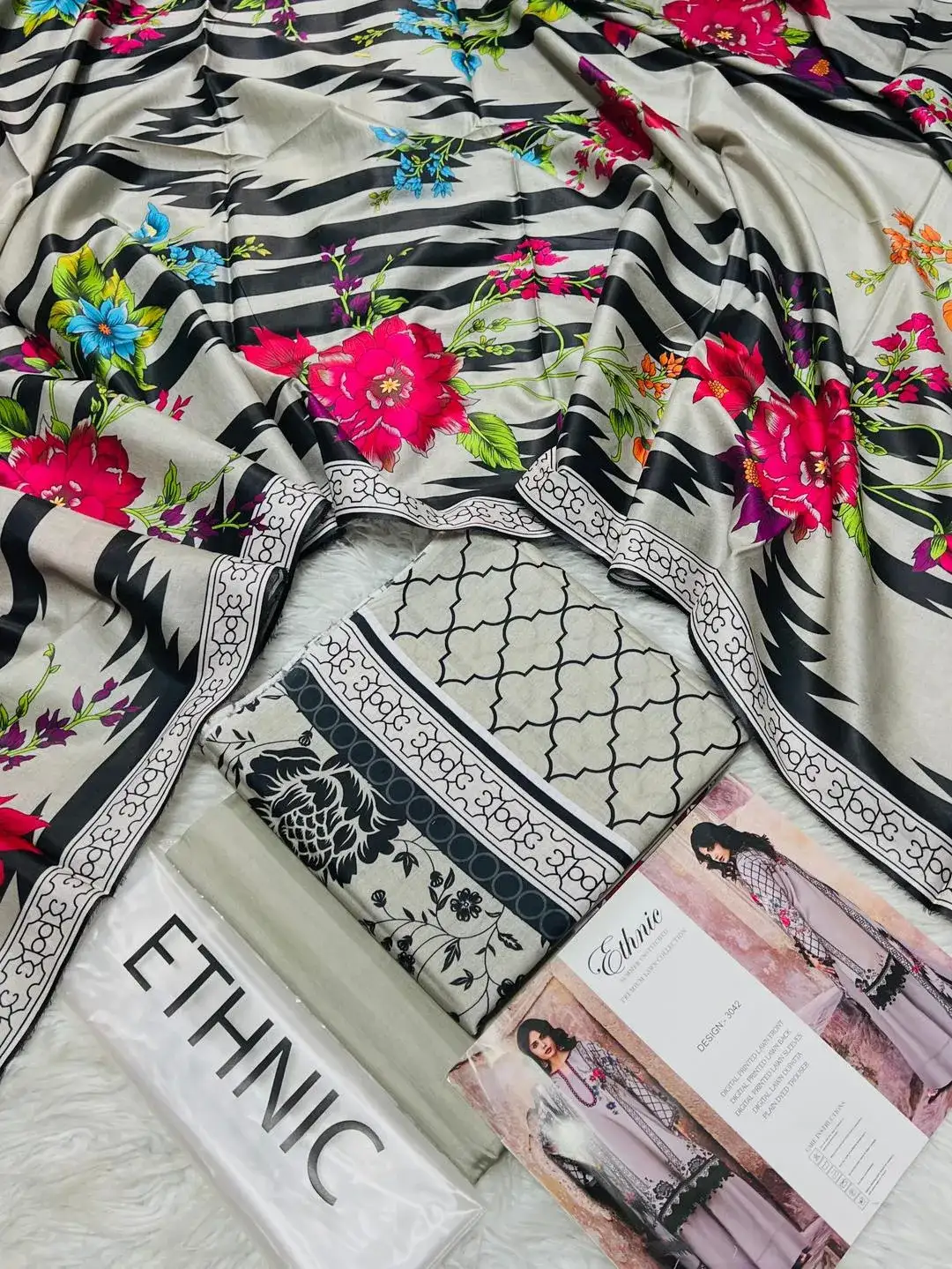 Ethnic 3 Pcs Women