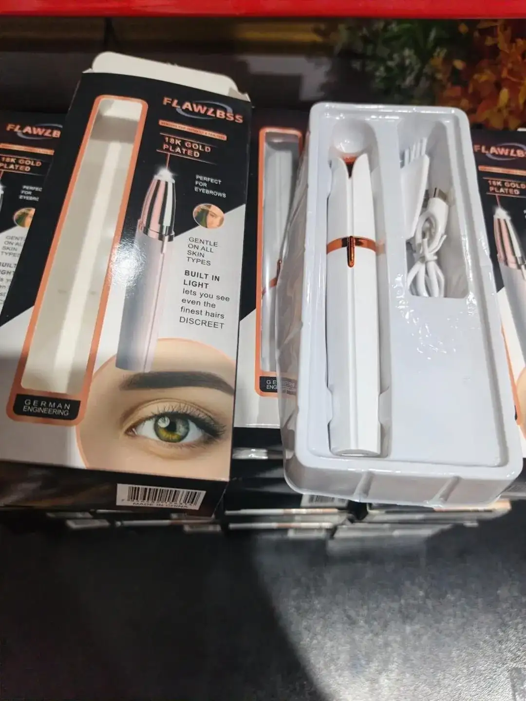 Flawless Pen Eyebrow Trimmer & Facial Hair Remover Rechargeable Trimmer