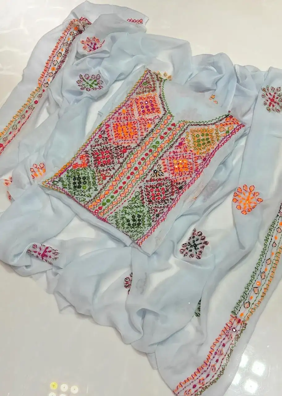 Green Chiffon Hand Embroidered 2 Pcs Set VW936