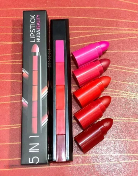 Huda Beauty Lipstick 5 in 1