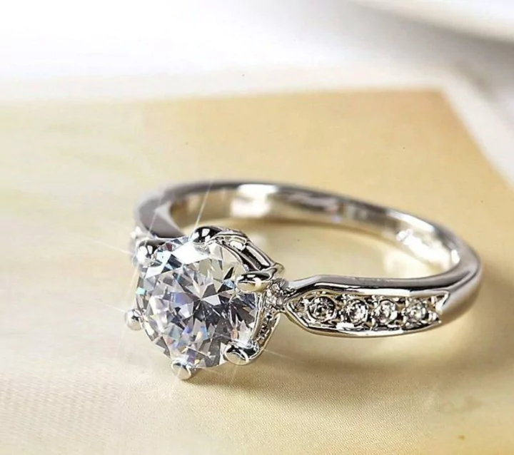 Imported Zircon Ring Adjustable 