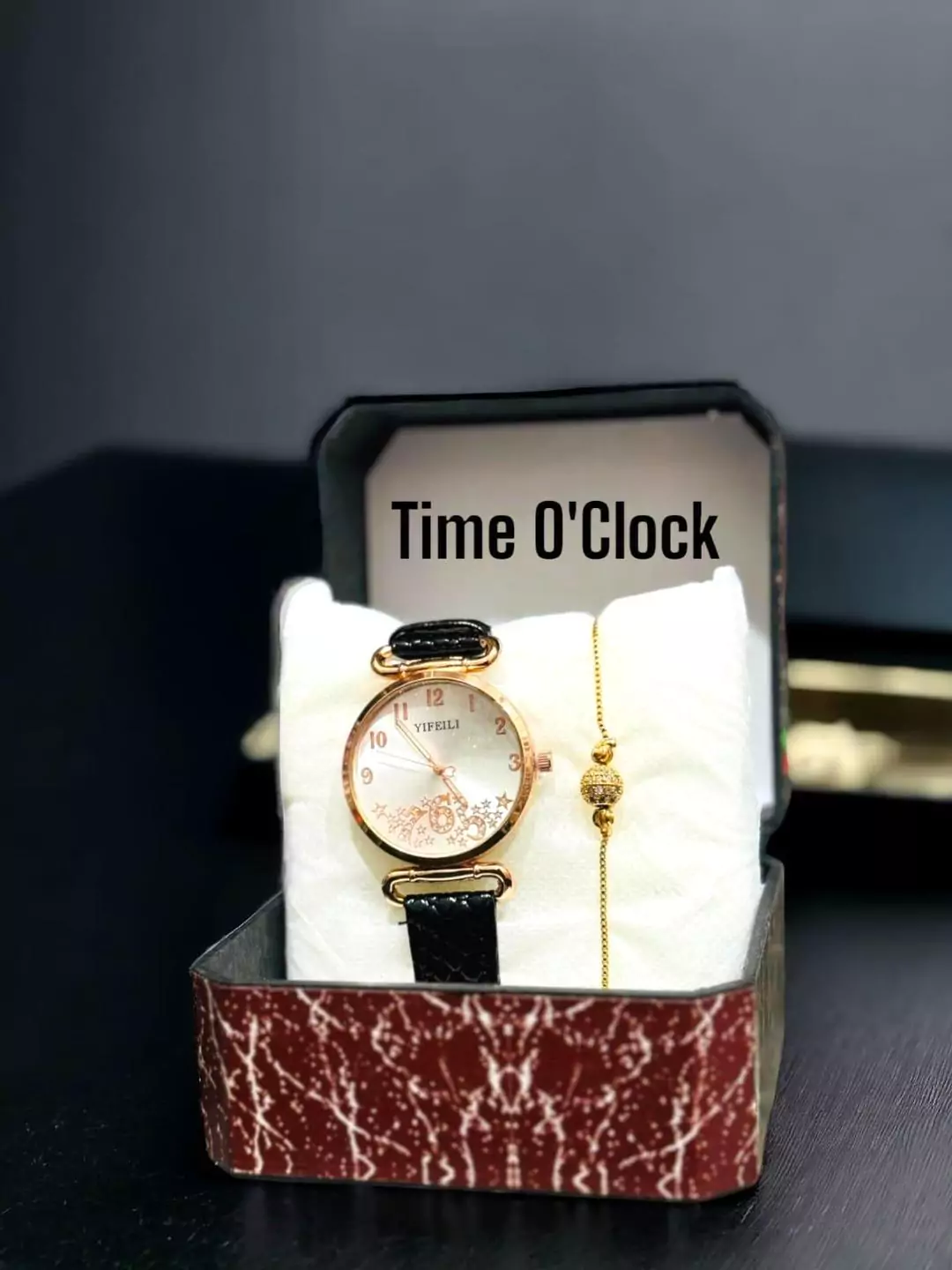 Ladies Analog Watch