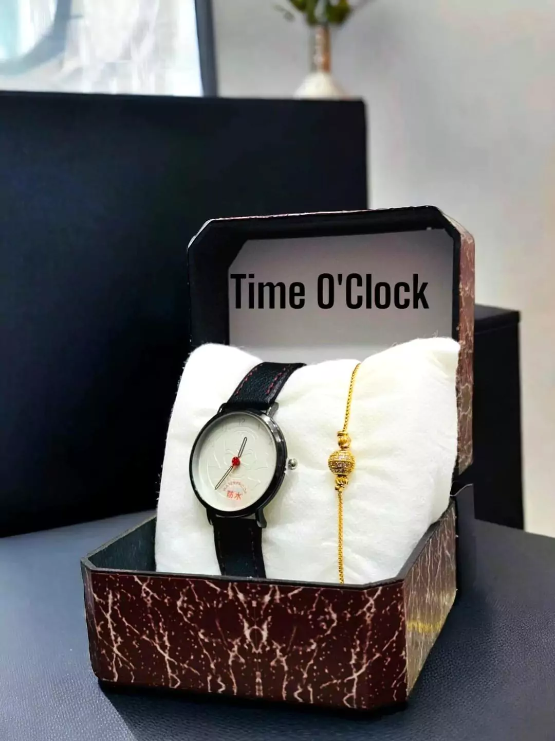 Ladies Watch With Bracelet