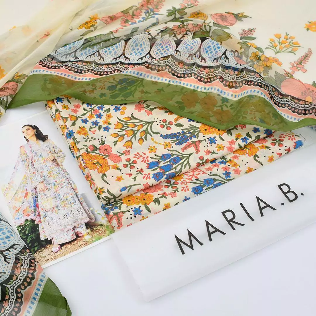 Maria B 3 Pcs Unstitched Lawn Printed Suit VV645