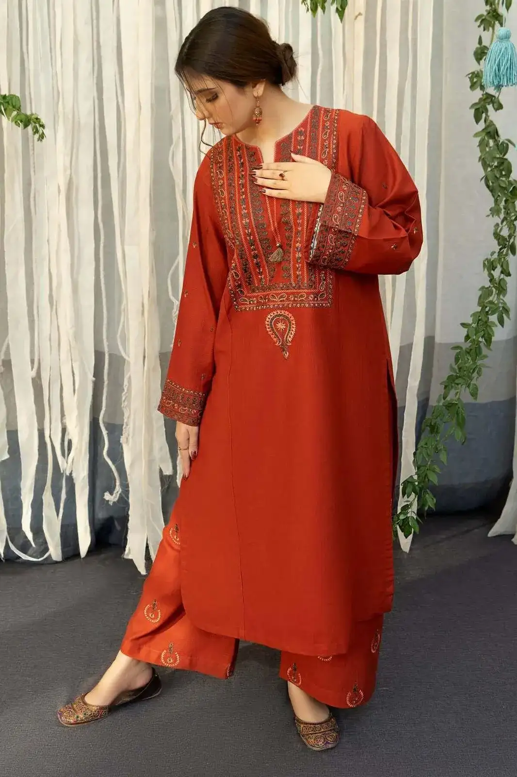 MOST HIT MIX DESIGNS 3 Pcs Unstitched Lawn Embroidered Suit