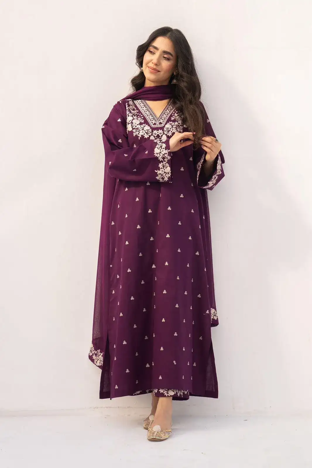 Purple Embroidered Lawn 3 Pcs Women Suit Set