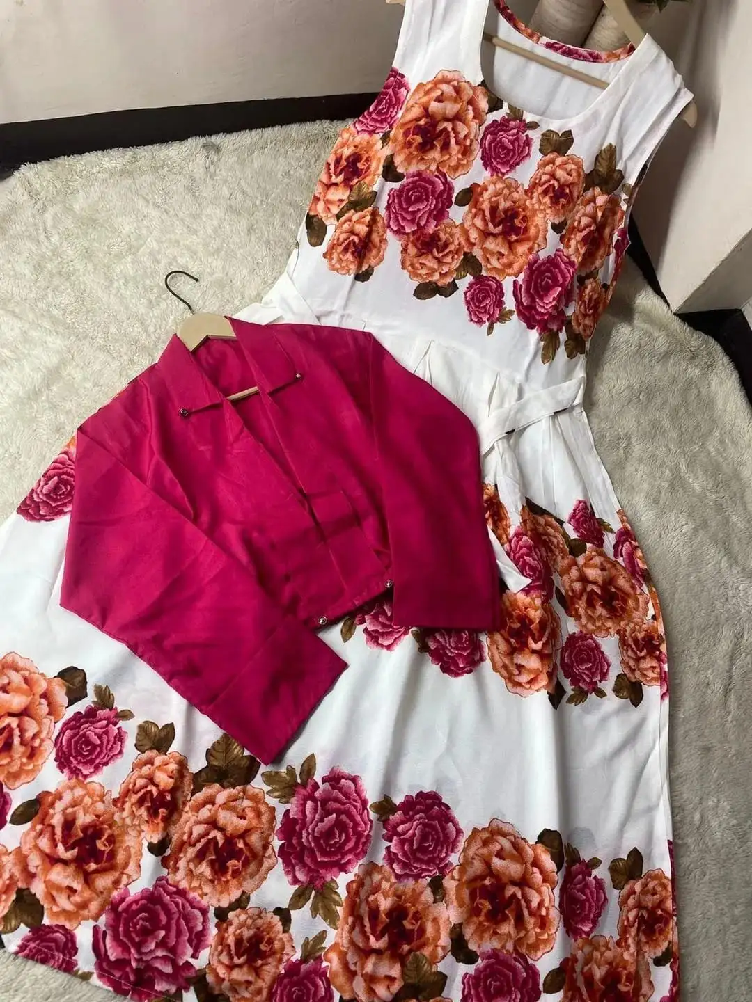 women stitched suits - Stunning Women's Stitched Printed Maxi And Jacket Set 2 Pcs Georgette Fabric VW47