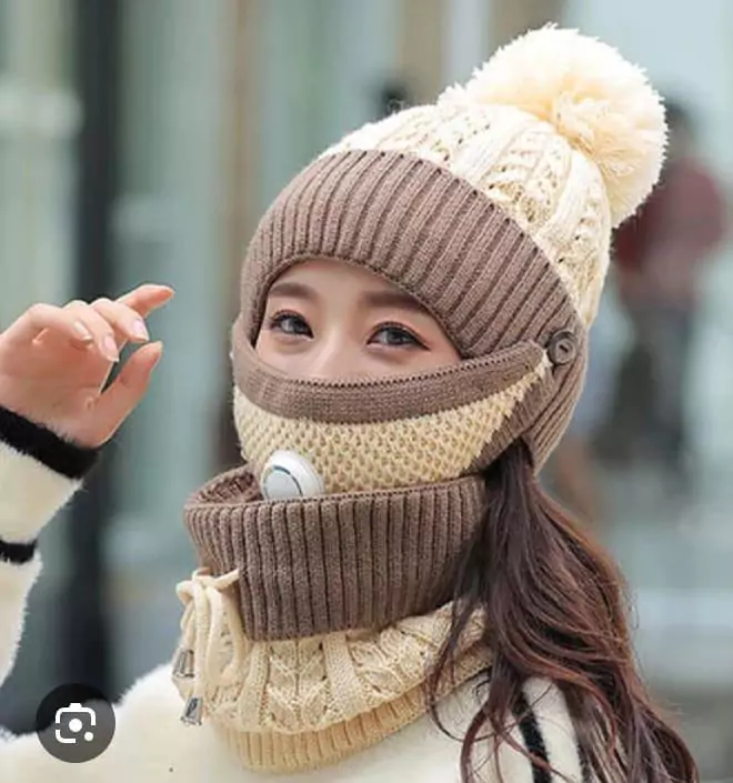 Warm Wool Beanie And Neck Warmer Set 3 Pcs Beige